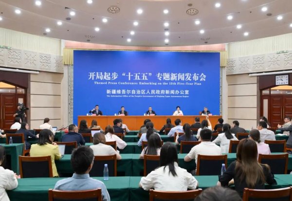 总投资700多亿元！新疆又一超级高速来了！